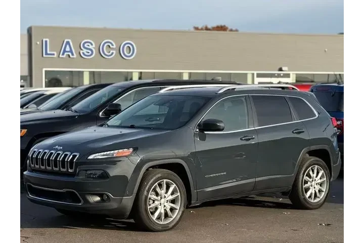 $16500 : Jeep Cherokee 2018 4x4 Limit image 1