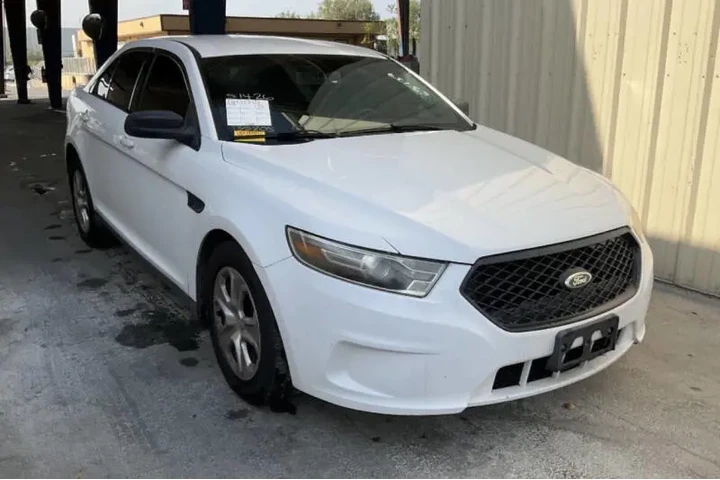 $13750 : 2015 Taurus Police Interceptor image 3