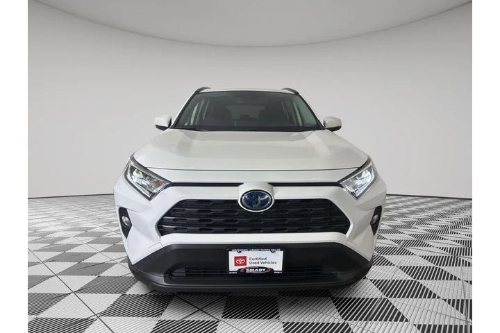 $26489 : Gold Certified2020 RAV4 HYBRID image 4