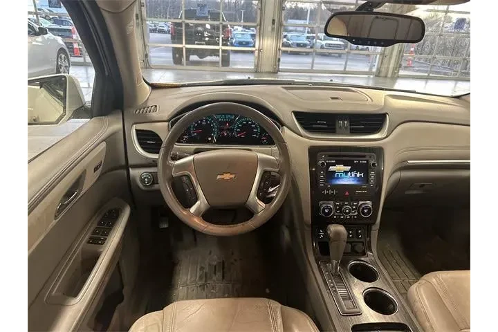 $7000 : Chevrolet Traverse 2016 LT 4 image 2
