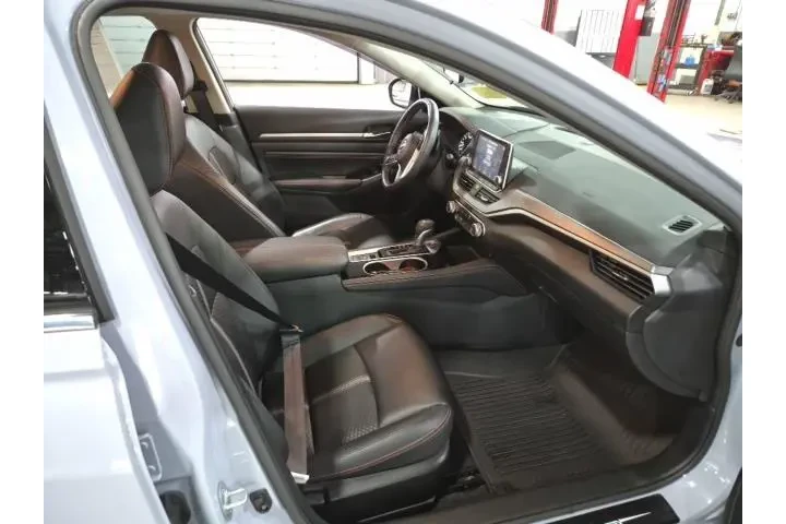 $23995 : Nissan Altima 2023 AWD 2.5 S image 10