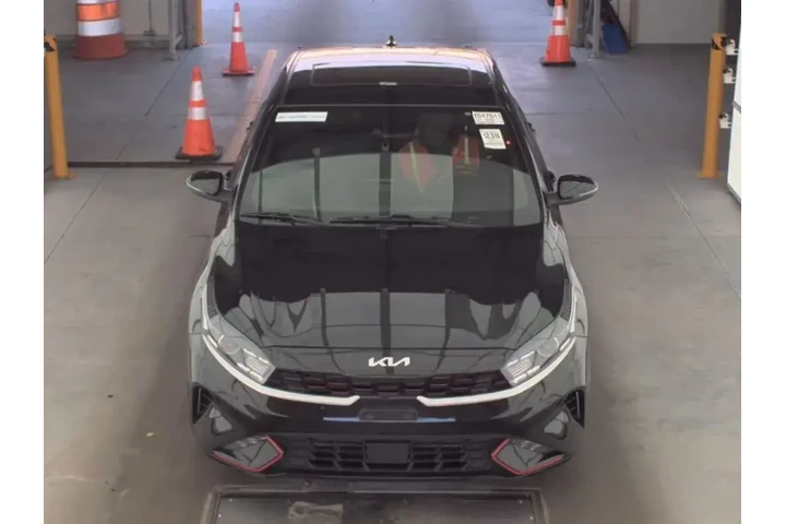 $18793 : Kia Forte 2023 GT-Line 4dr S image 2