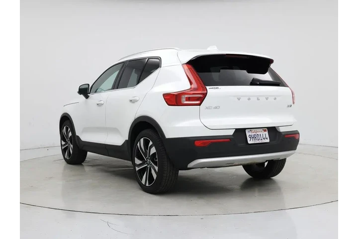 $32998 : Volvo XC40 2023 AWD B5 Ultim image 2