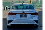 2021 KIA FORTE2021 KIA FORTE en Santa Rosa
