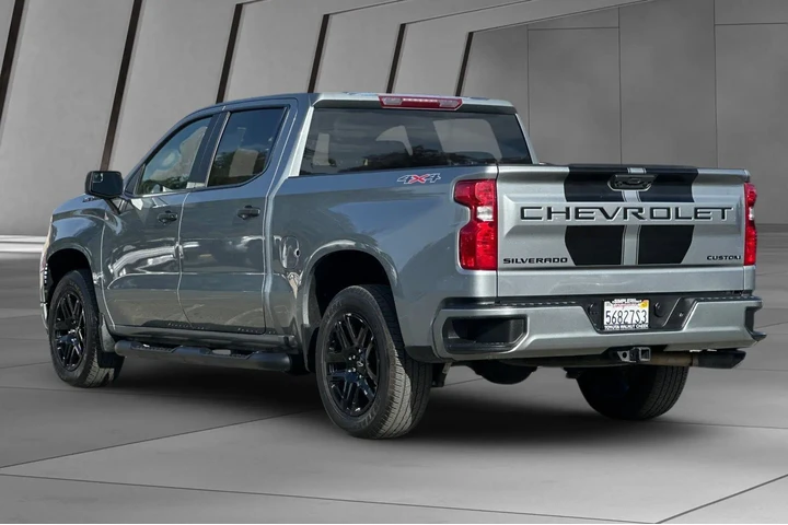 $31500 : Chevrolet Silverado 1500 202 image 10