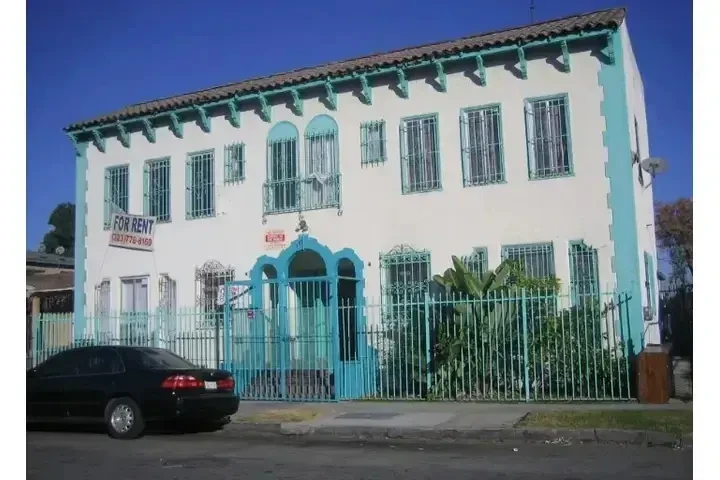 $1395 : SINGLE TIPO ESTUDIO image 4
