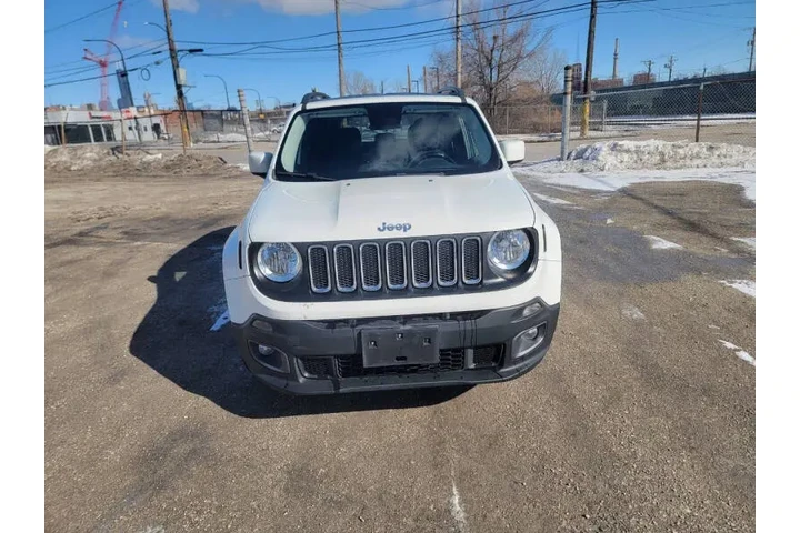$8499 : 2016 Renegade Latitude image 2