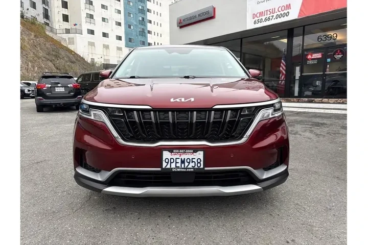 $33388 : Kia Carnival 2023 EX 4dr Min image 3