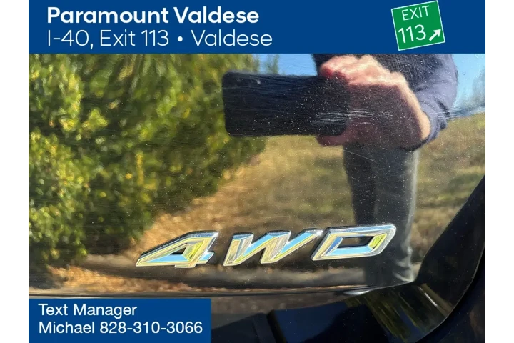 $27900 : Ford Explorer 2023 AWD XLT 4 image 4