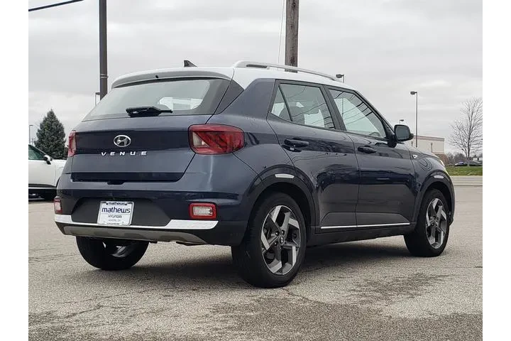 $16987 : Hyundai VENUE 2022 Limited 4 image 6