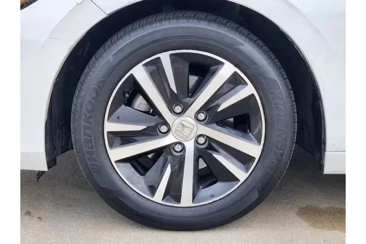 $22850 : Honda Civic 2023 LX 4dr Hatc image 10