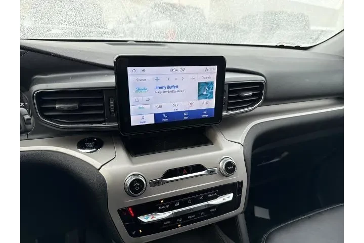 $33831 : Ford Explorer 2023 AWD XLT 4 image 9