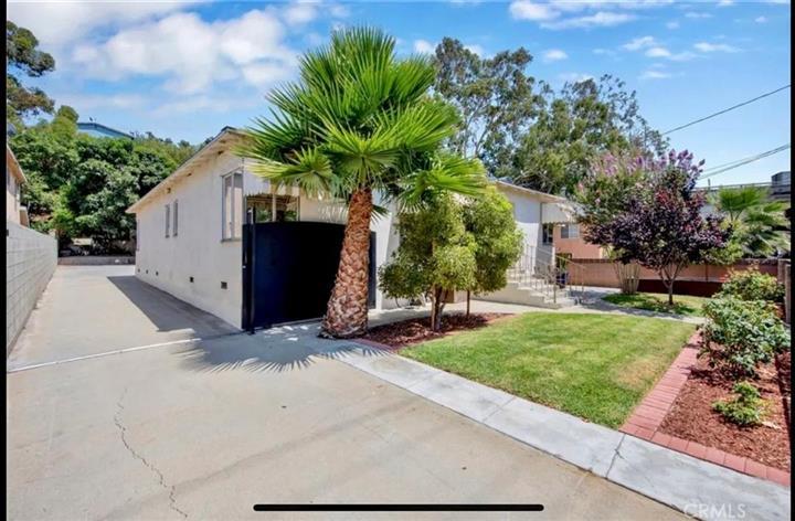 $1600 : East Los Angeles*** Ready 🏡 image 2