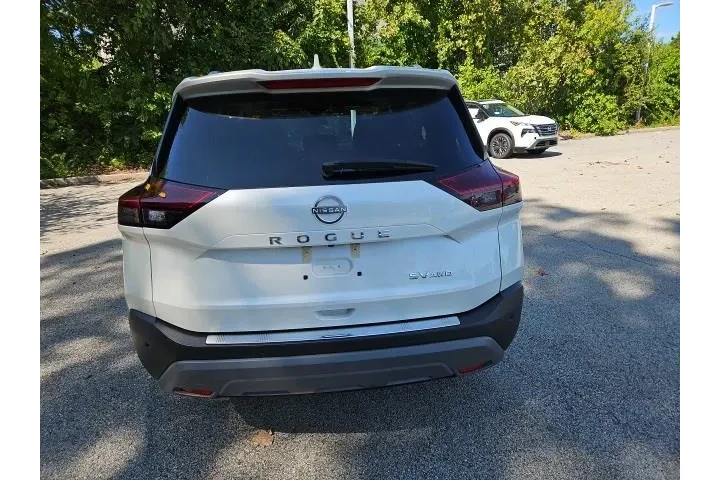 $24995 : Nissan Rogue 2023 AWD SV 4dr image 6