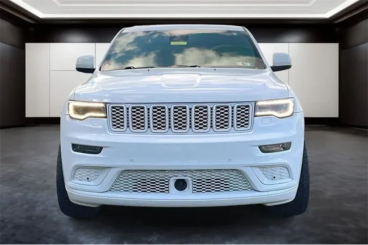 $20832 : Jeep Grand Cherokee 2018 4x4 image 3