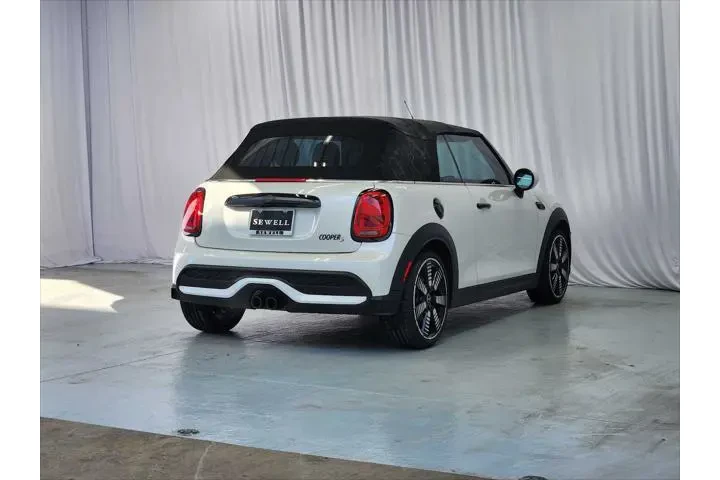 $32991 : MINI Convertible 2024 Cooper image 4