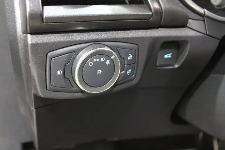 $16982 : Ford Fusion 2018 AWD Titaniu image 9