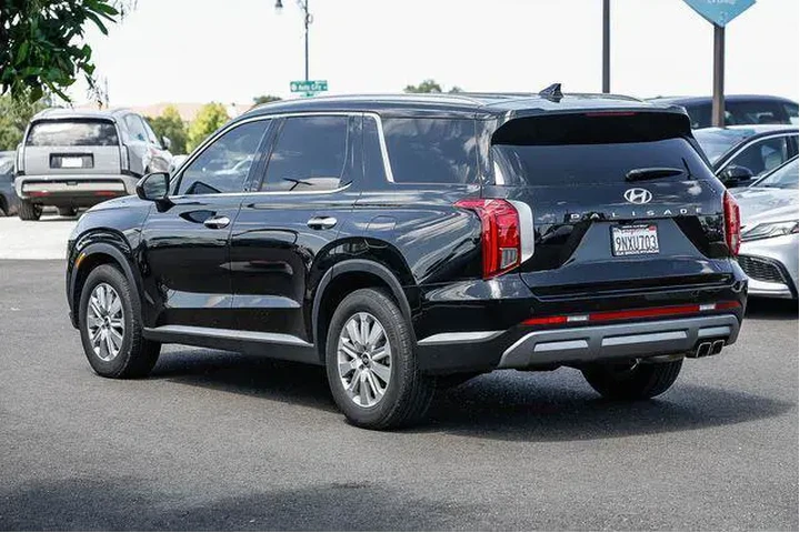 $35989 : Hyundai PALISADE 2024 SEL 4d image 2