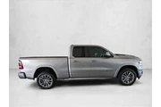 $25990 : Ram 1500 2019 4x4 Laramie 4d thumbnail