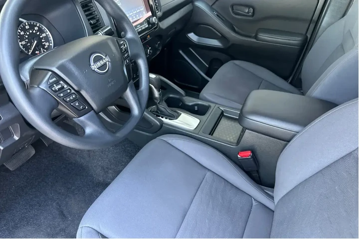 $32575 : Nissan Frontier 2023 4x2 S 4 image 10