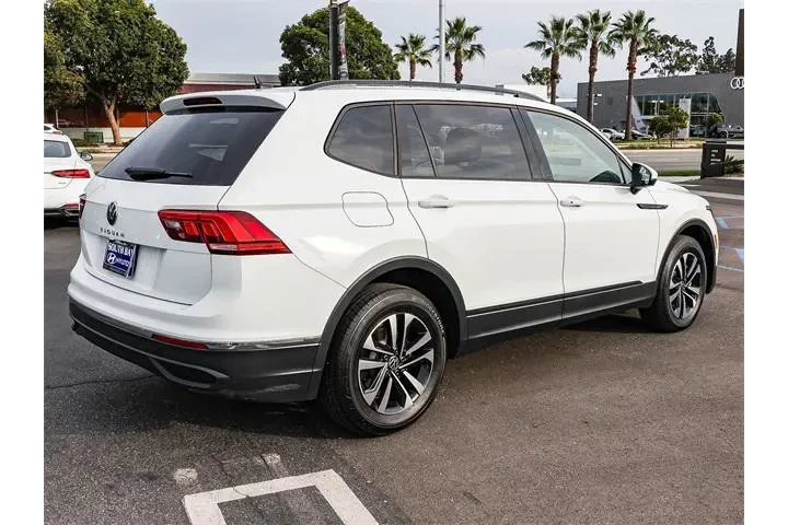 $19995 : Volkswagen Tiguan 2024 S 4dr image 6