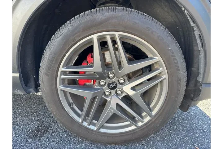 $39997 : Ford Explorer 2025 AWD ST-Li image 2