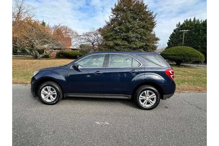 $7995 : Chevrolet Equinox 2016 LS 4d image 3