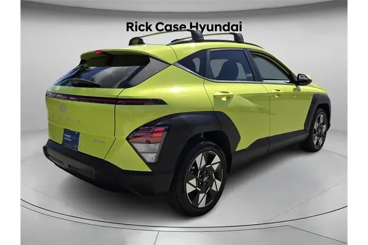 $18823 : Hyundai KONA 2024 SEL 4dr Cr image 6