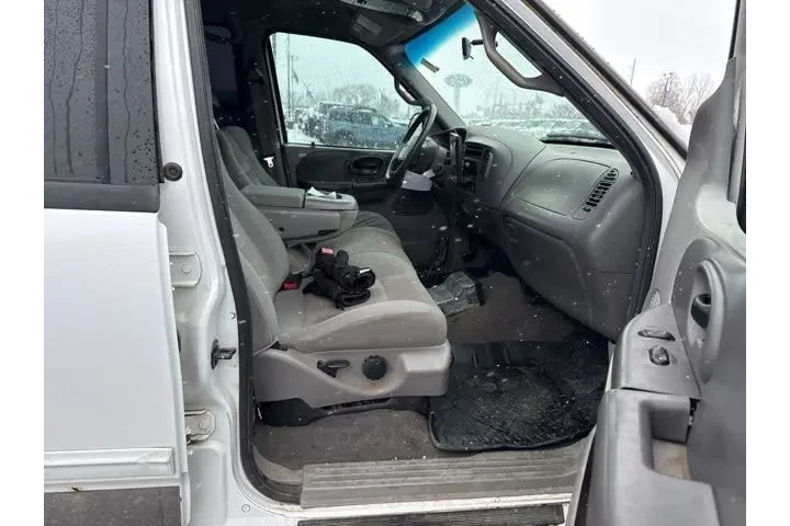 $4000 : Ford F-150 2002 4dr SuperCre image 10