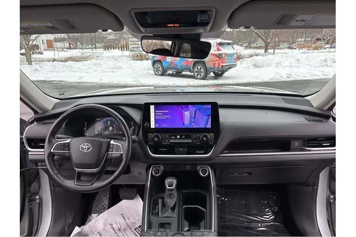 $40998 : Gold Certified2024 Grand High image 3