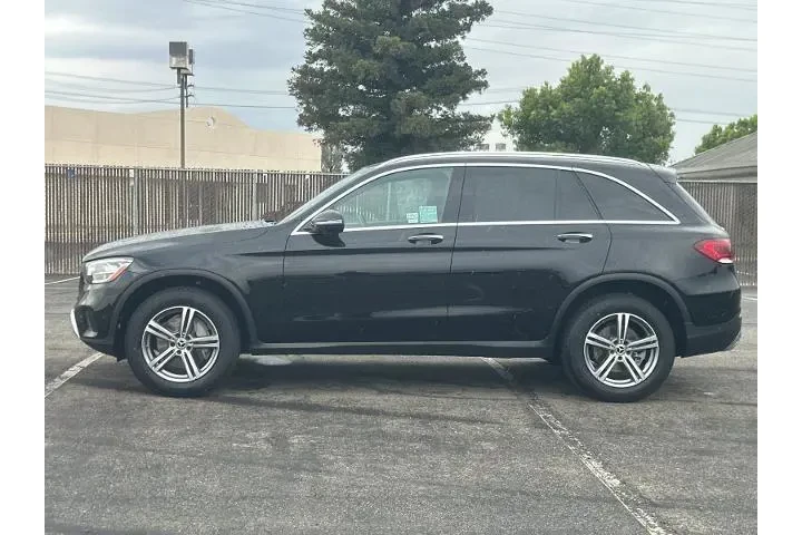$24500 : Mercedes-Benz GLC 2021 GLC 3 image 6