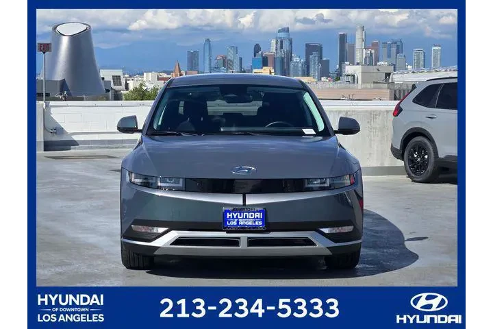 $29312 : Hyundai IONIQ 5 2024 SE 4dr image 3