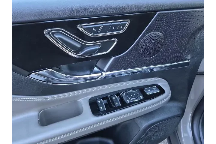 $39988 : Lincoln Corsair 2025 AWD Res image 10