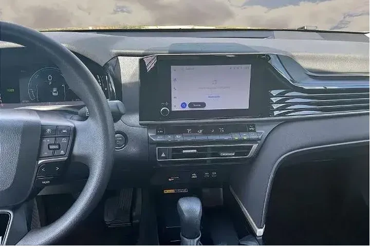 $25991 : Toyota Camry 2025 SE 4dr Sed image 9