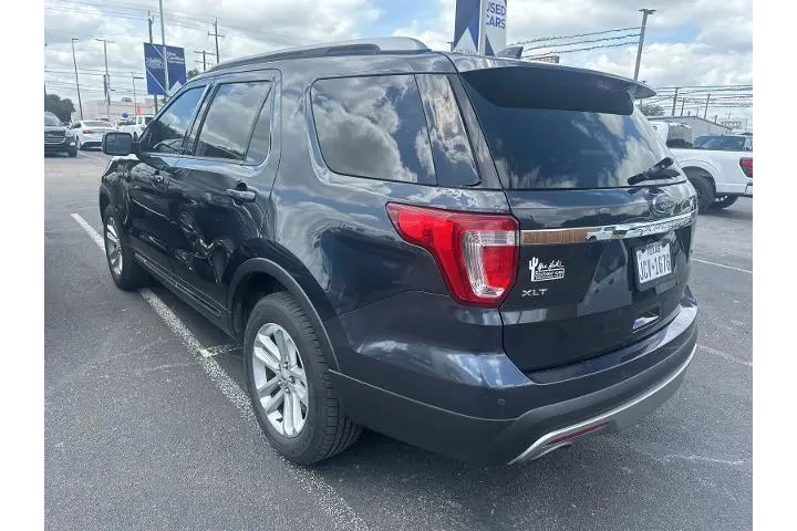 $12473 : Ford Explorer 2017 XLT 4dr S image 4