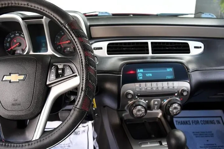 $11800 : Chevrolet Camaro LS image 3