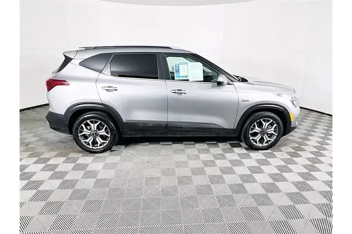 $17900 : Kia Seltos 2021 AWD EX 4dr S image 8