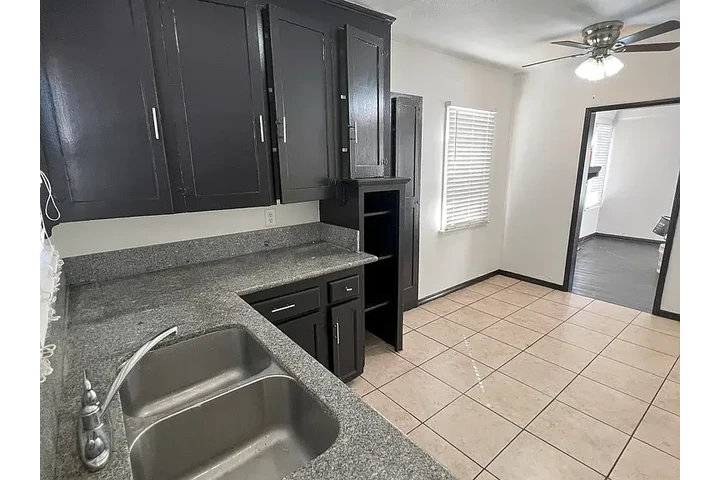 $1 : Adam erah rental services image 5