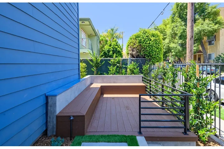 $4550 : Beautiful 4 bedroom apartment image 10