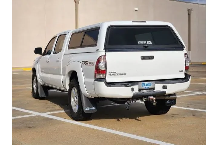 $22233 : Toyota Tacoma 2015 4x4 V6 4d image 7