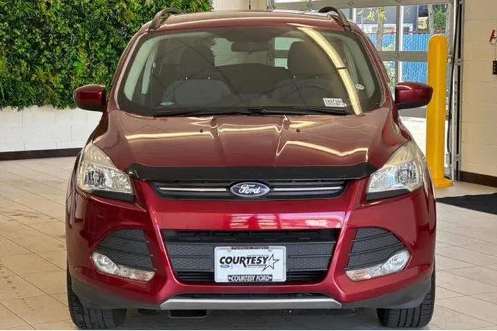 $11493 : Ford Escape 2016 SE 4dr SUV image 9