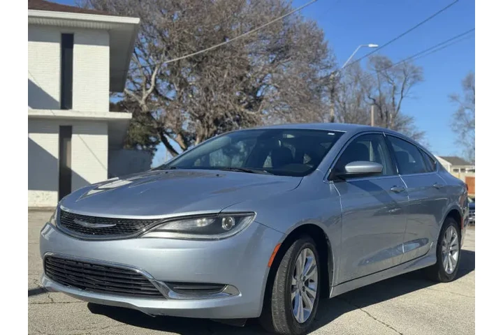 $6999 : 2015 200 Limited image 2