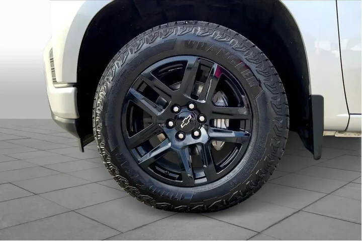 $29566 : Chevrolet Silverado 1500 202 image 10