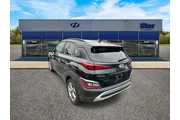 $19995 : Hyundai KONA 2023 AWD SEL 4d thumbnail