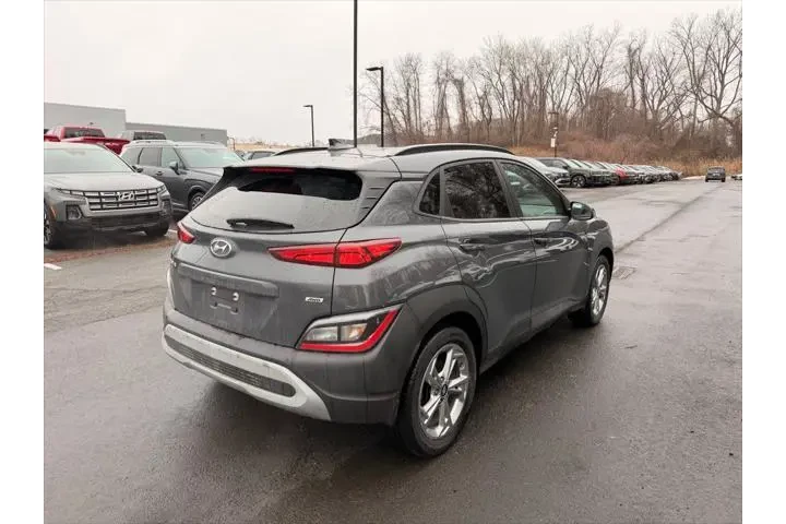 $20900 : Hyundai KONA 2023 AWD SEL 4d image 2