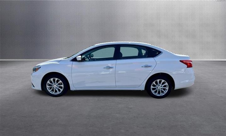 $13881 : 2019 Sentra SV image 4