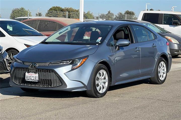 $21700 : Corolla LE image 10