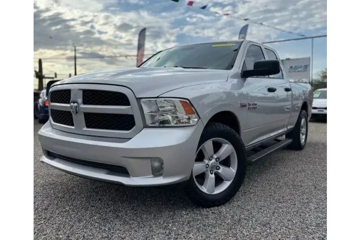 $10800 : 2013 RAM 1500 QUAD CAB2013 RA image 2