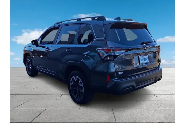 $31497 : Subaru Forester 2025 AWD Pre image 4