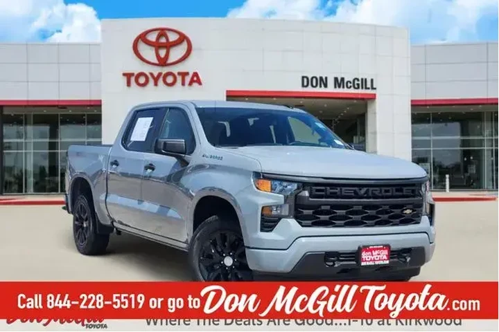 $30420 : Chevrolet Silverado 1500 202 image 1